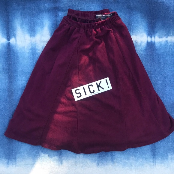 Brandy Melville Suede Elastic Mini Skirt - Picture 5 of 5